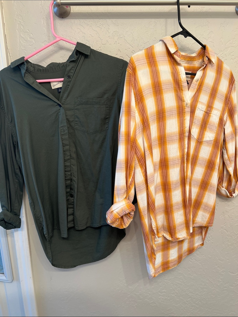 Set of 2 Universal Thread Button-Down Shirts
